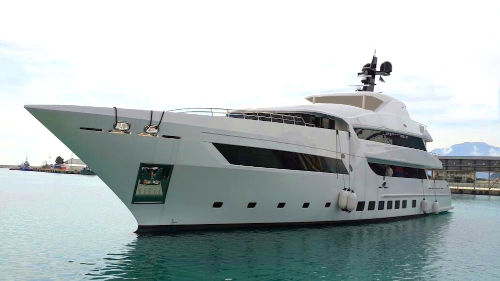 M/Y B.